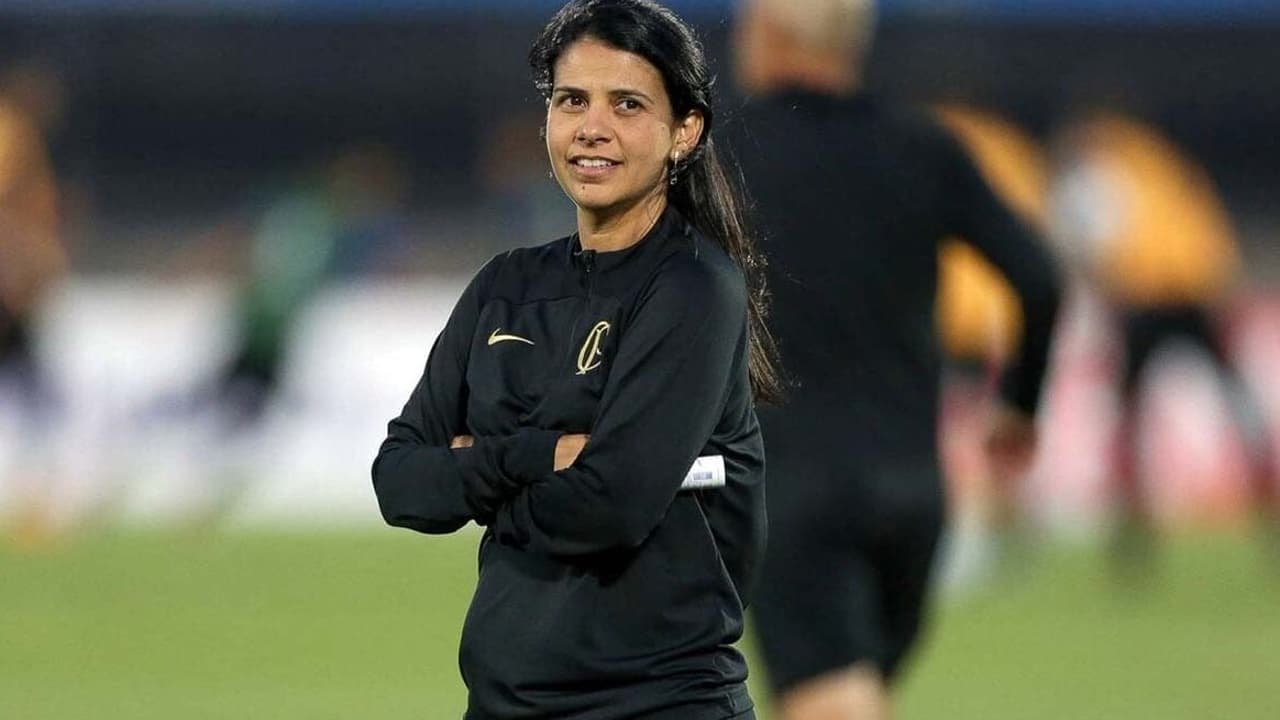 Ana Carolina Côrte se manifesta sobre saída do Corinthians
