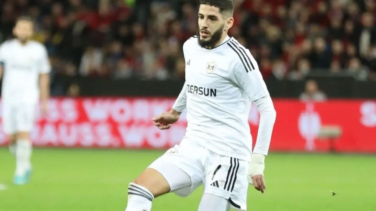 Rival do Flamengo negocia contratação de ex-companheiro de jogador rubro-negro