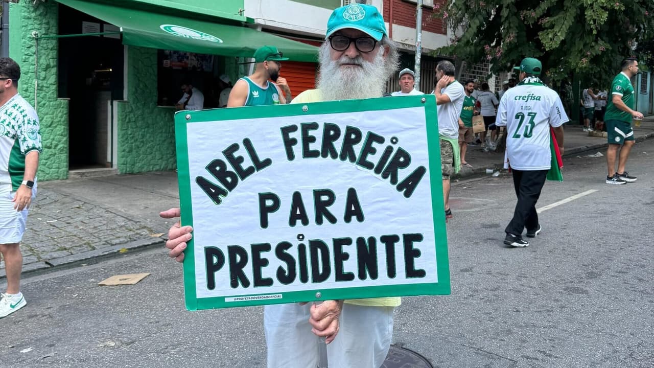 Torcedores agitam arredores de estádio antes de Palmeiras x Flamengo