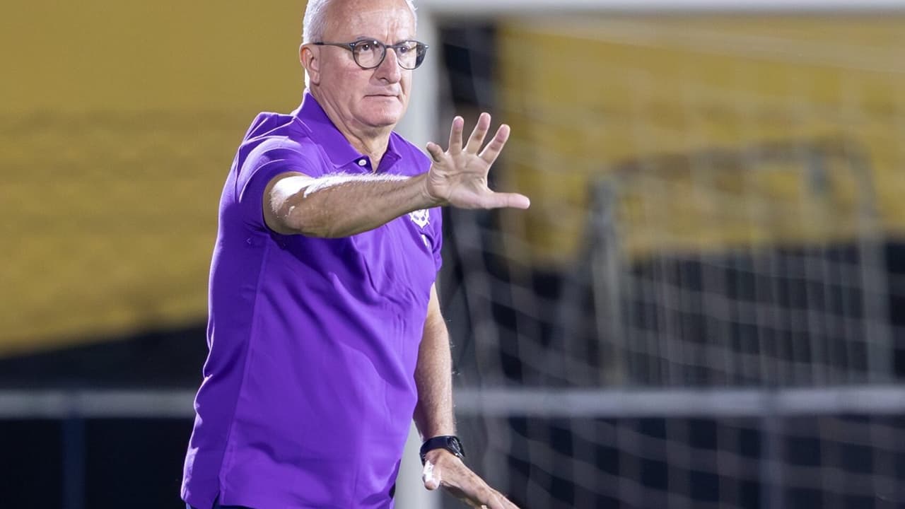 Corinthians e Internacional enfrentam-se com três atacantes escalados por Dorival.