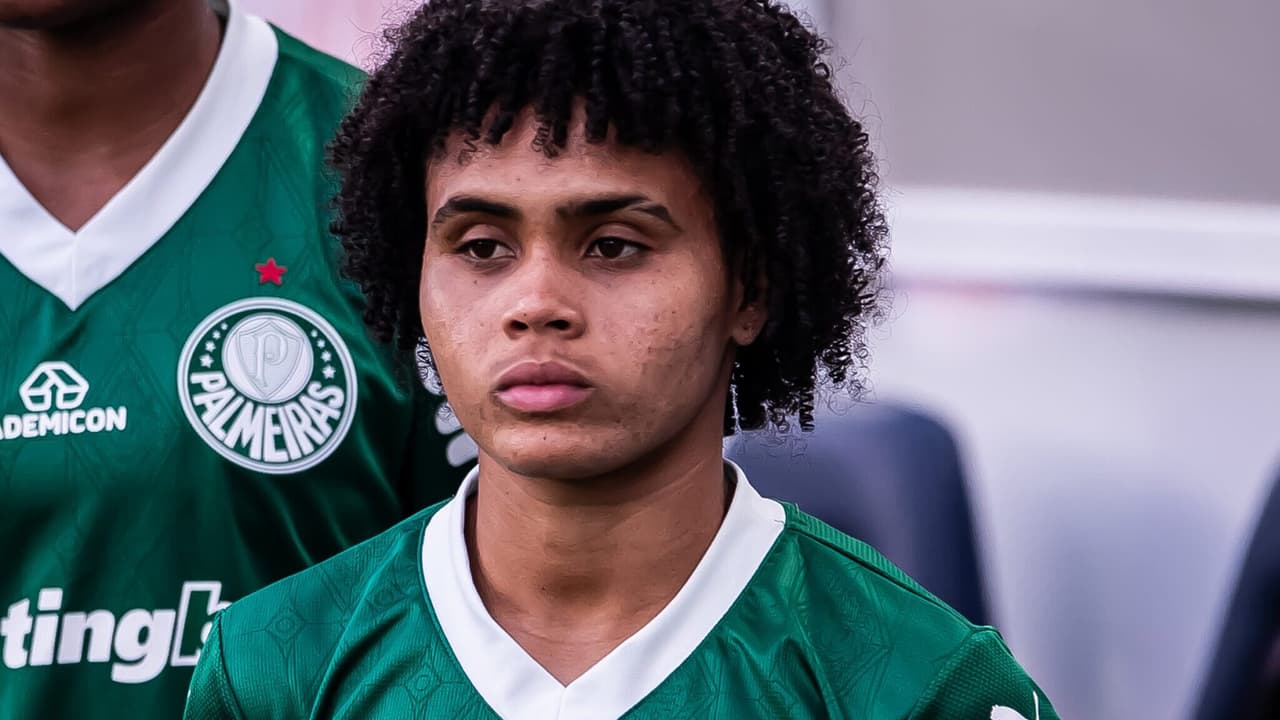 Atacante Colombiana Celebra Oportunidade no Palmeiras: 