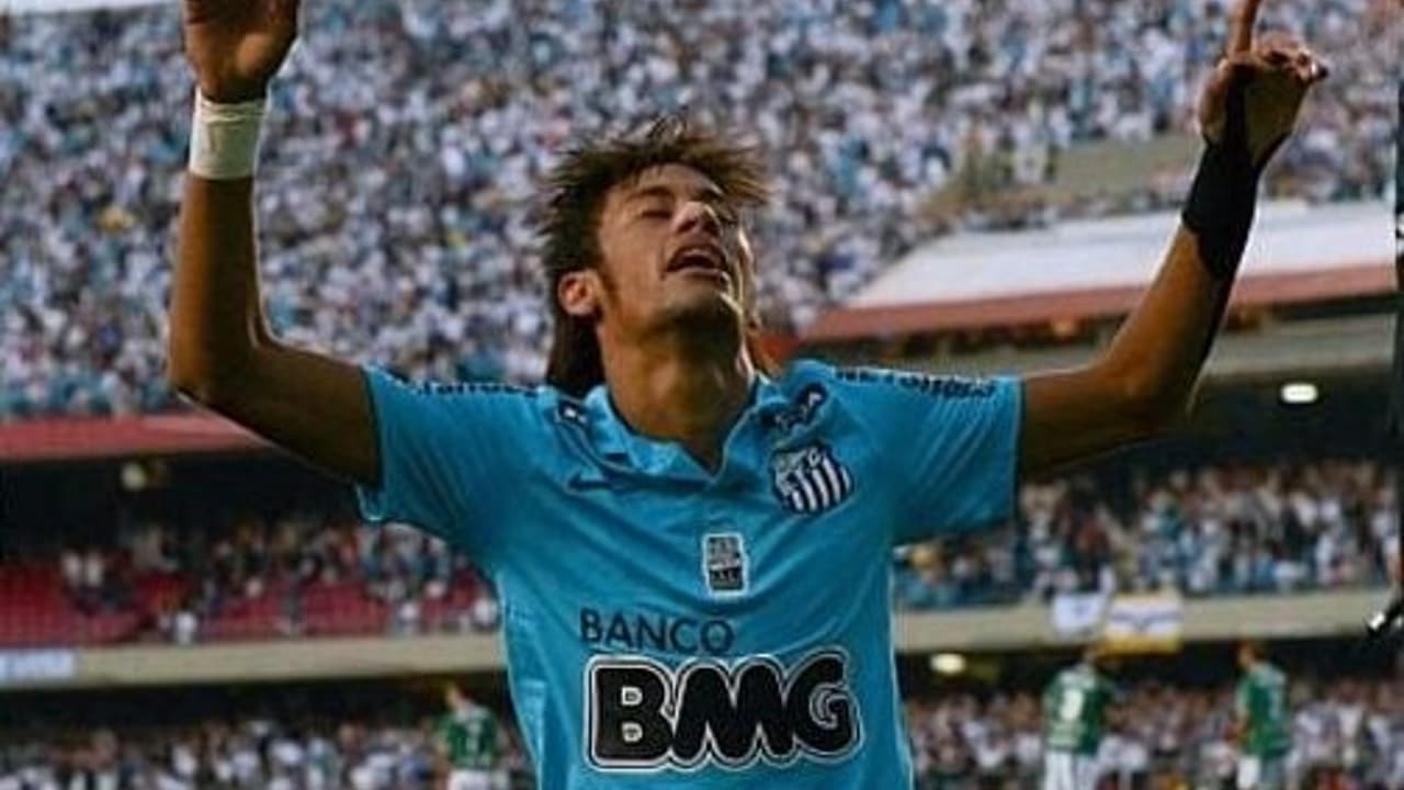 Vazamento revela nova camisa do Santos que lembra momento icônico de Neymar: 'Histórica'