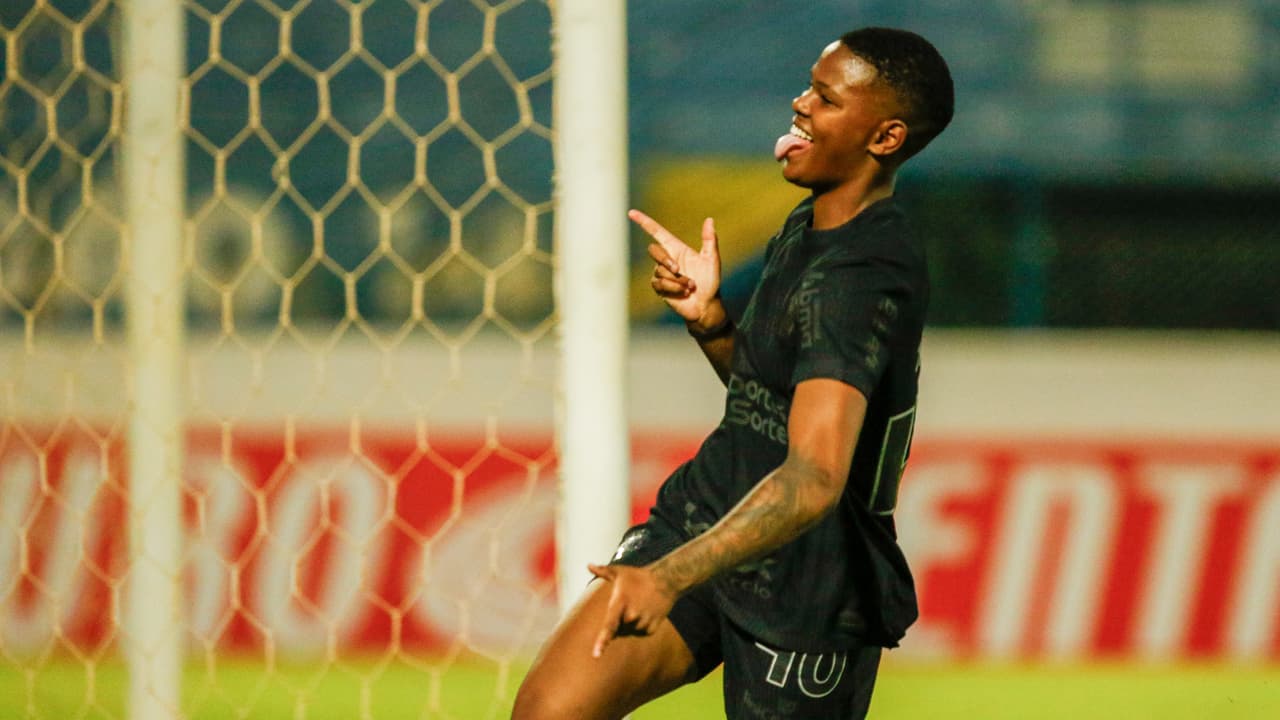 Destaque do Corinthians é convocada pela primeira vez para a Seleção Brasileira