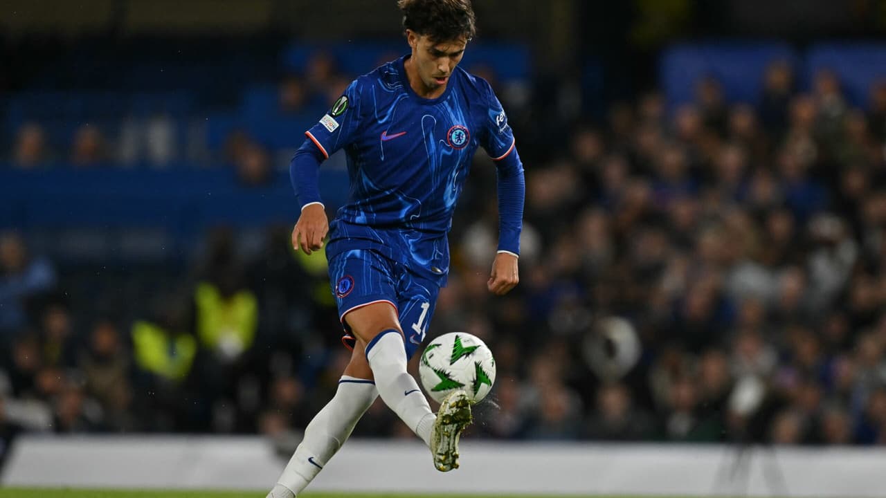 Flamengo negocia por João Félix; jogador manifesta interesse em atuar no Maracanã.