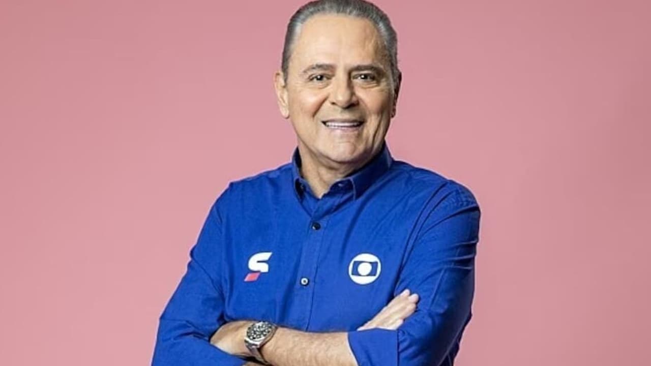 Comentarista analisa lance polêmico entre Palmeiras e Flamengo no jogo decisivo.