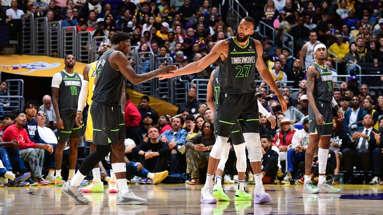 NBA: Rudy Gobert brilha e Timberwolves eliminam Lakers