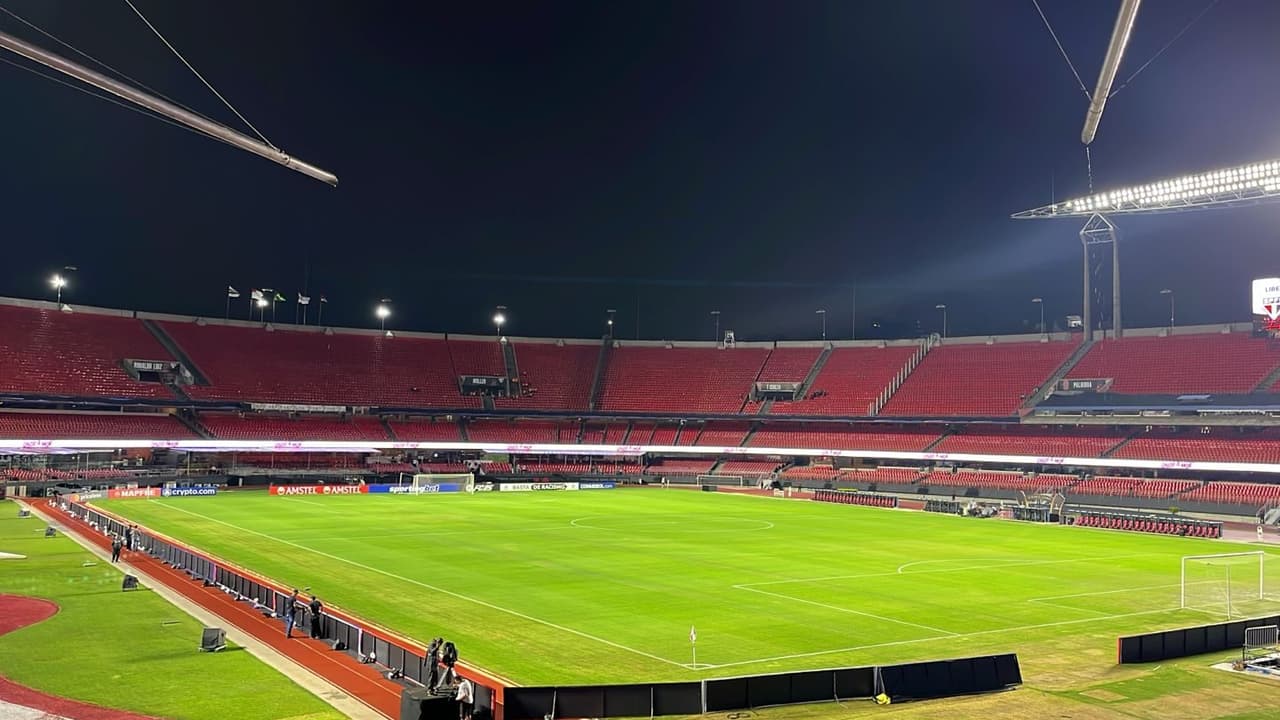 Torcedor alega que uma das vítimas de acidente em jogo do São Paulo está entubada