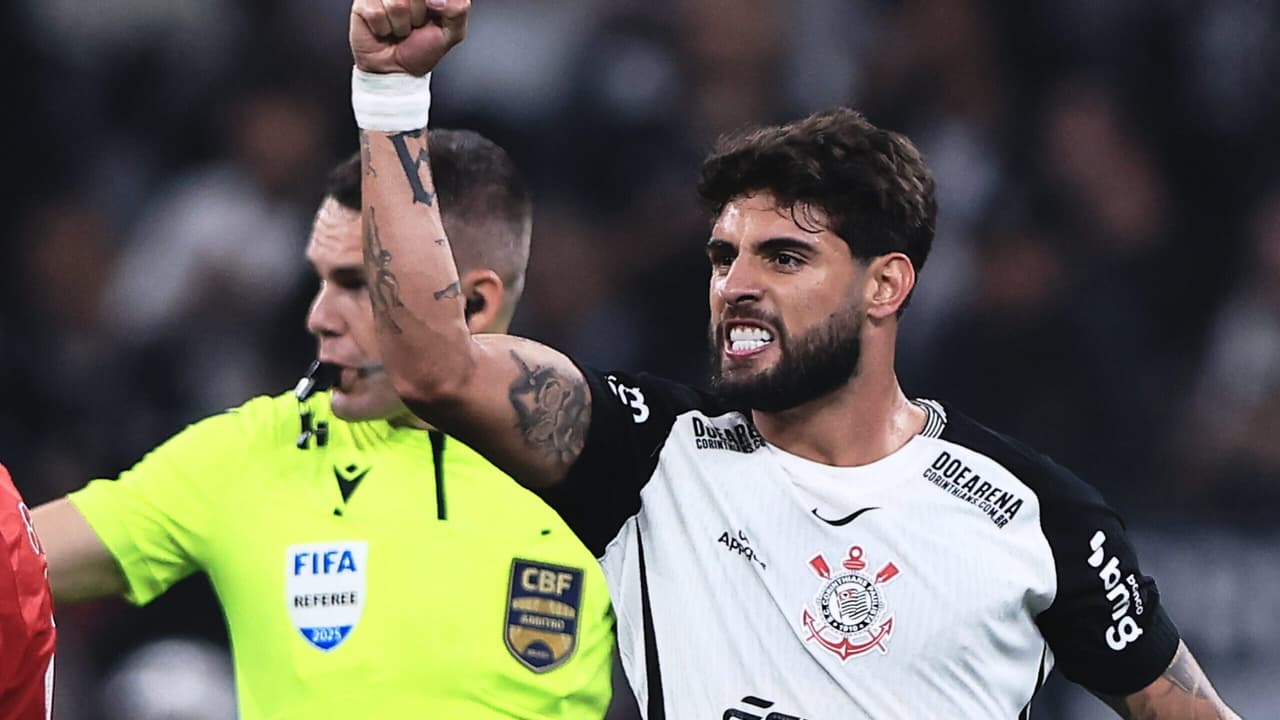 Memphis Depay Recebe Elogios de Yuri Alberto por Marca Atigida no Corinthians