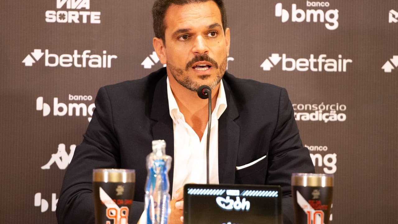 Vasco tem lista com seis nomes que podem assinar pré-contrato