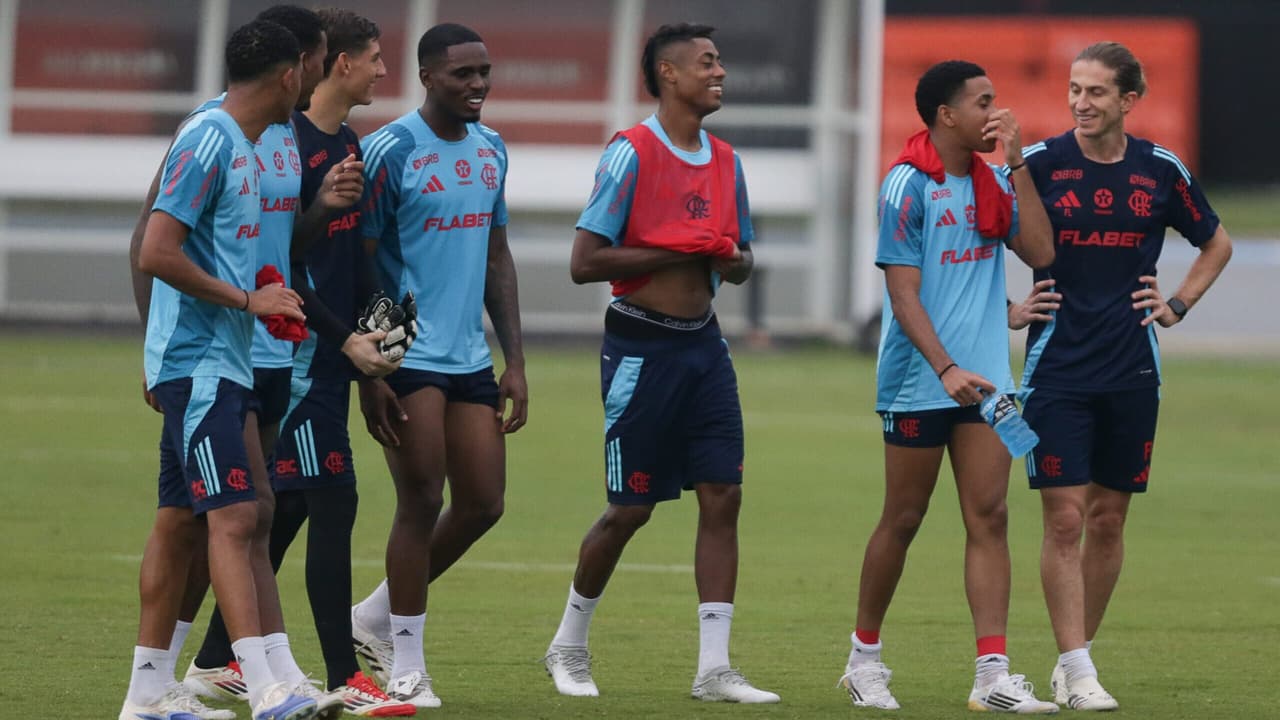 Treino final do Flamengo antes do confronto contra o Chelsea nos EUA.