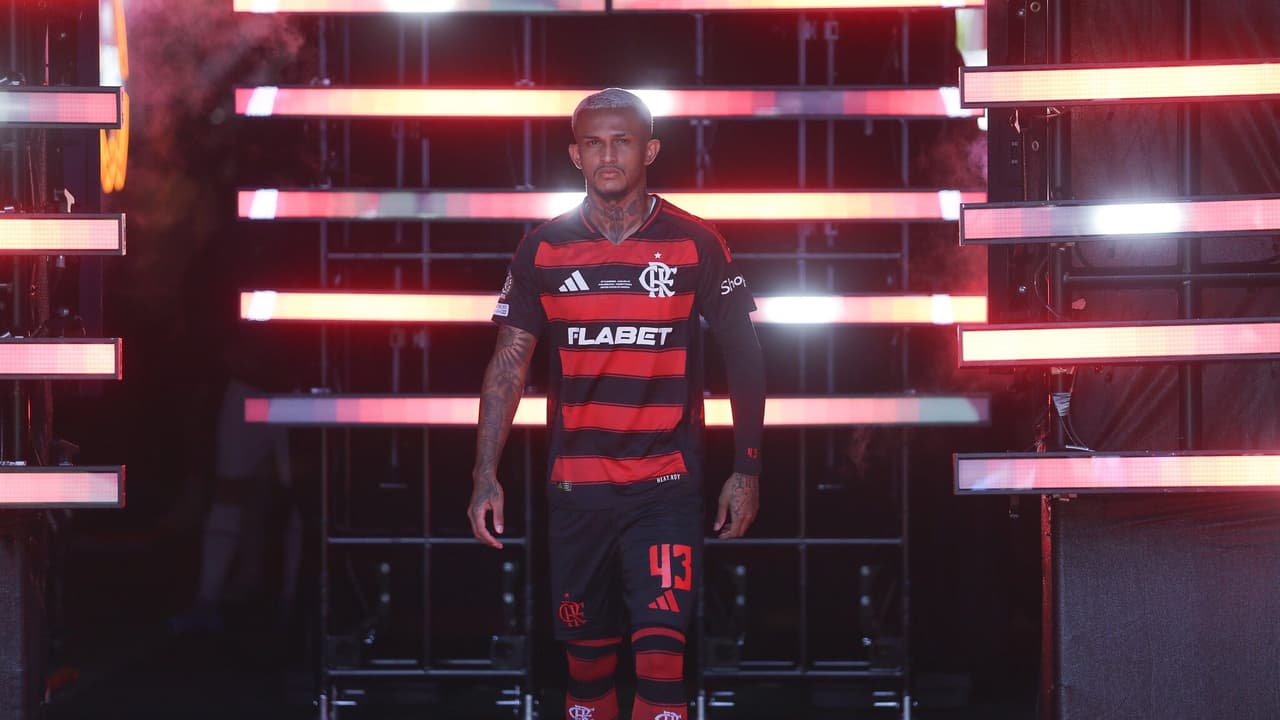 Wesley revela apoio dos companheiros na vitória do Flamengo no jogo.