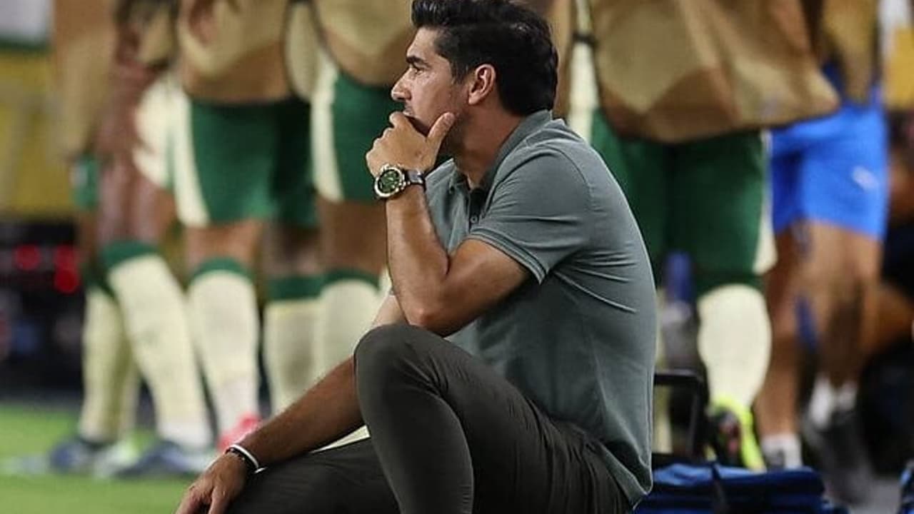 ADEUS DE VEIGA! Abel assume culpa por mau desempenho do Palmeiras e Veiga muito abaixo evidencia