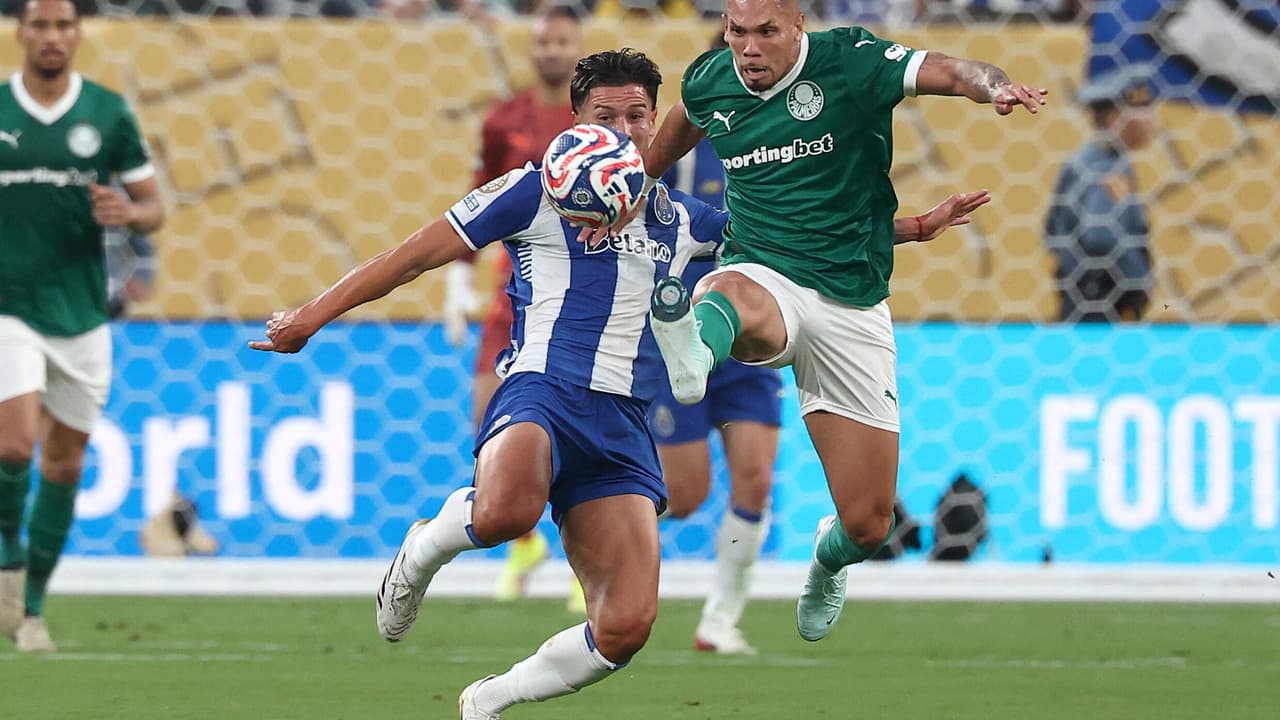 palmeiras mostra seu nível diante do porto em empate lamentado por paulinho.