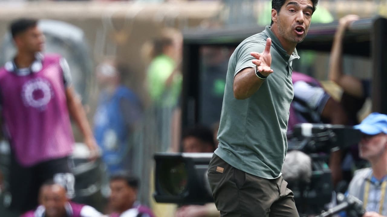 Estratégia de Abel Ferreira para derrotar o Botafogo no Mundial de Futebol.