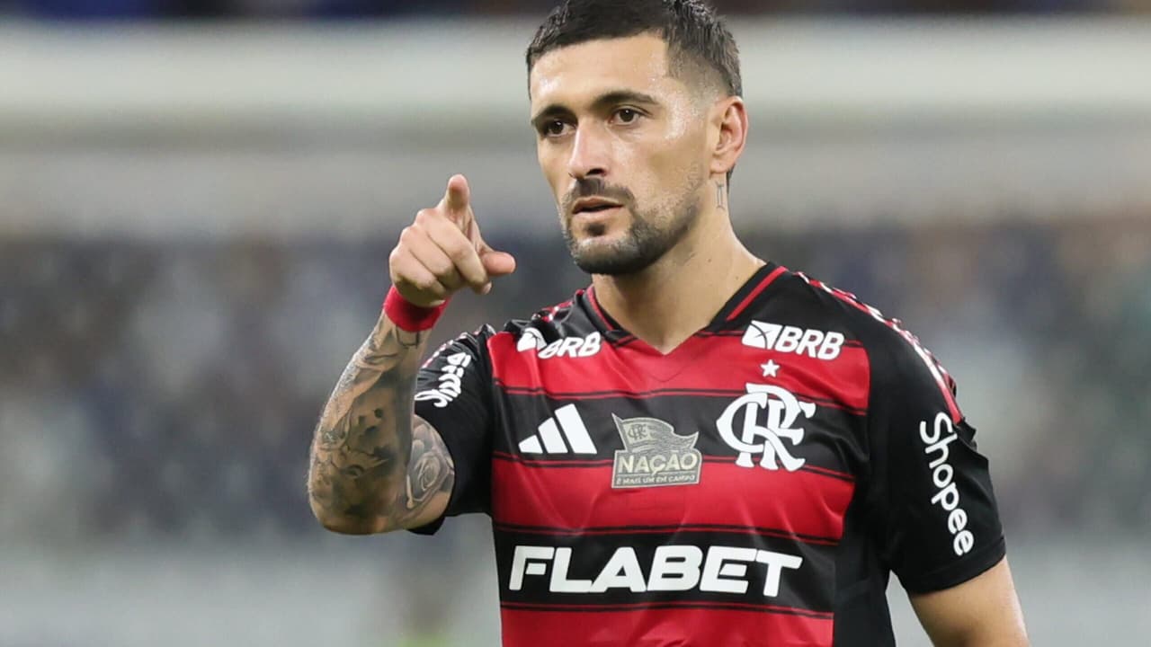 Arrascaeta mantém foco no Flamengo e descarta transferência para Europa