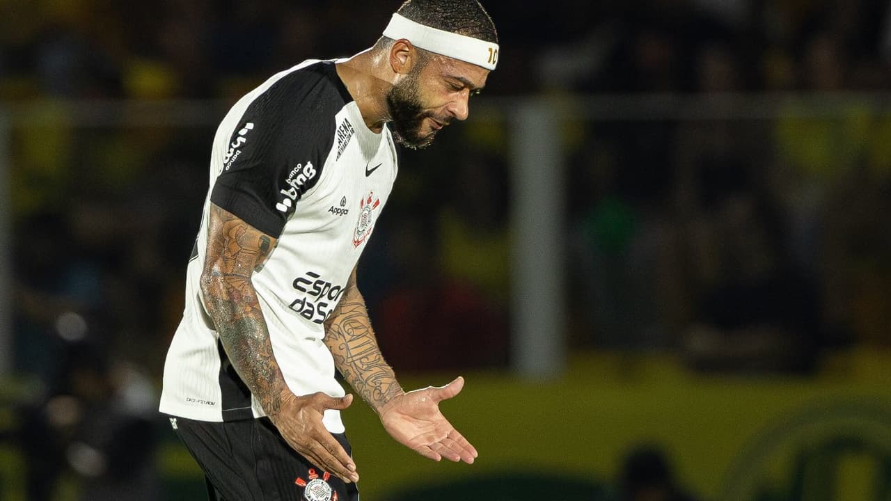 Equipe de Memphis nega ter autorizado empresário a negociar com o Flamengo