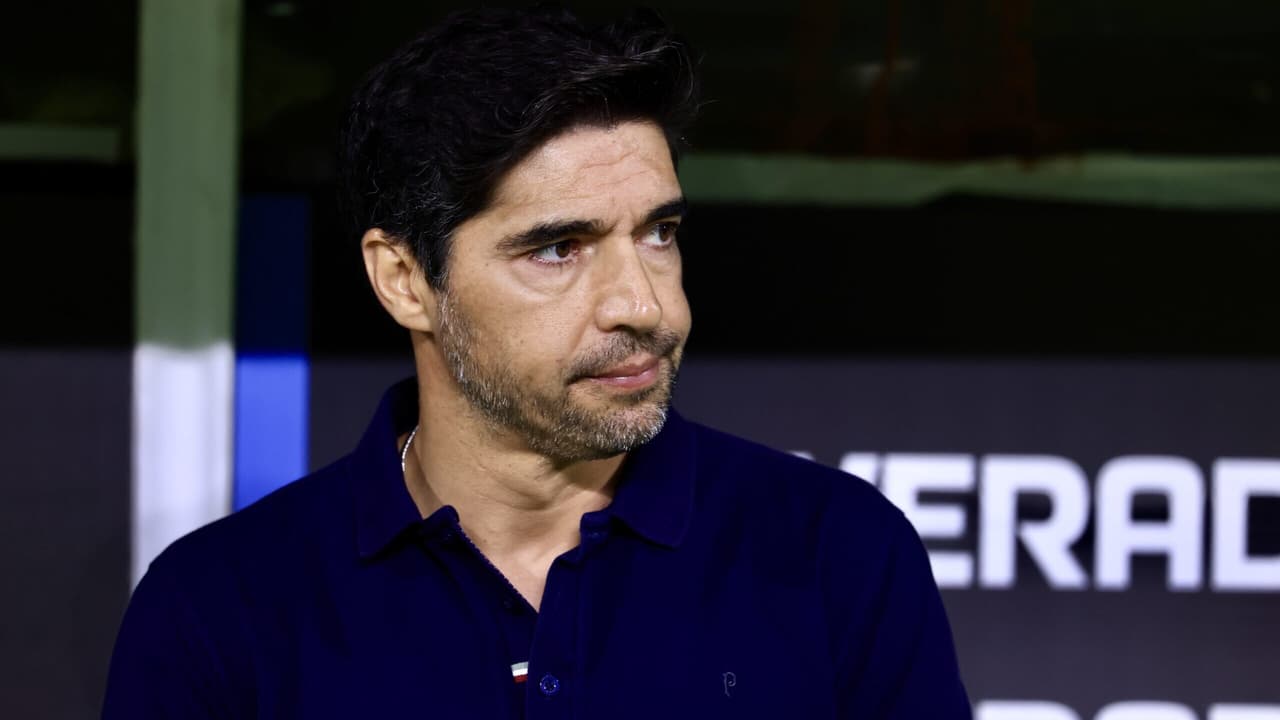 Gesto de abel ferreira gera repercussão durante partida entre cruzeiro e palmeiras