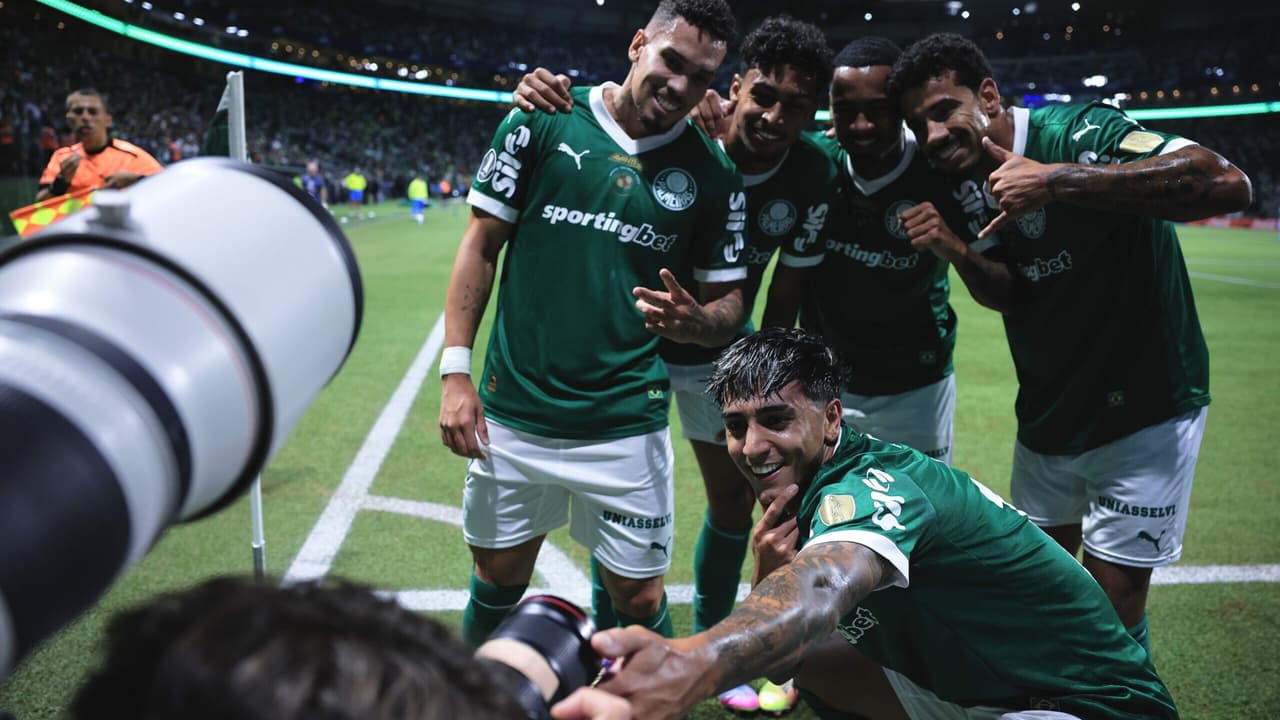 Palmeiras vs. Porto: Uma Análise Detalhada da Riqueza e Finanças de Dois Gigantes do Futebol