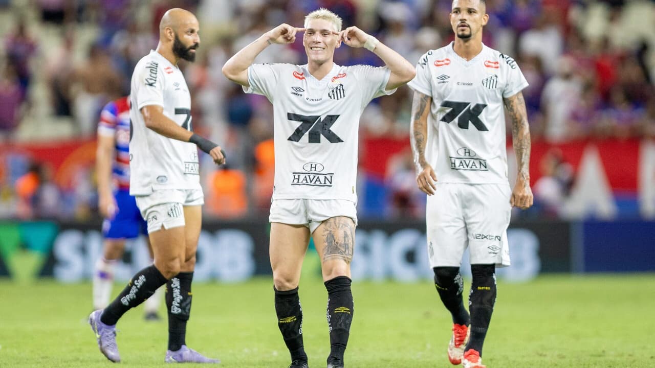 Rollheiser decide e Santos vence o Fortaleza: 'Não desistimos em nenhum momento'
