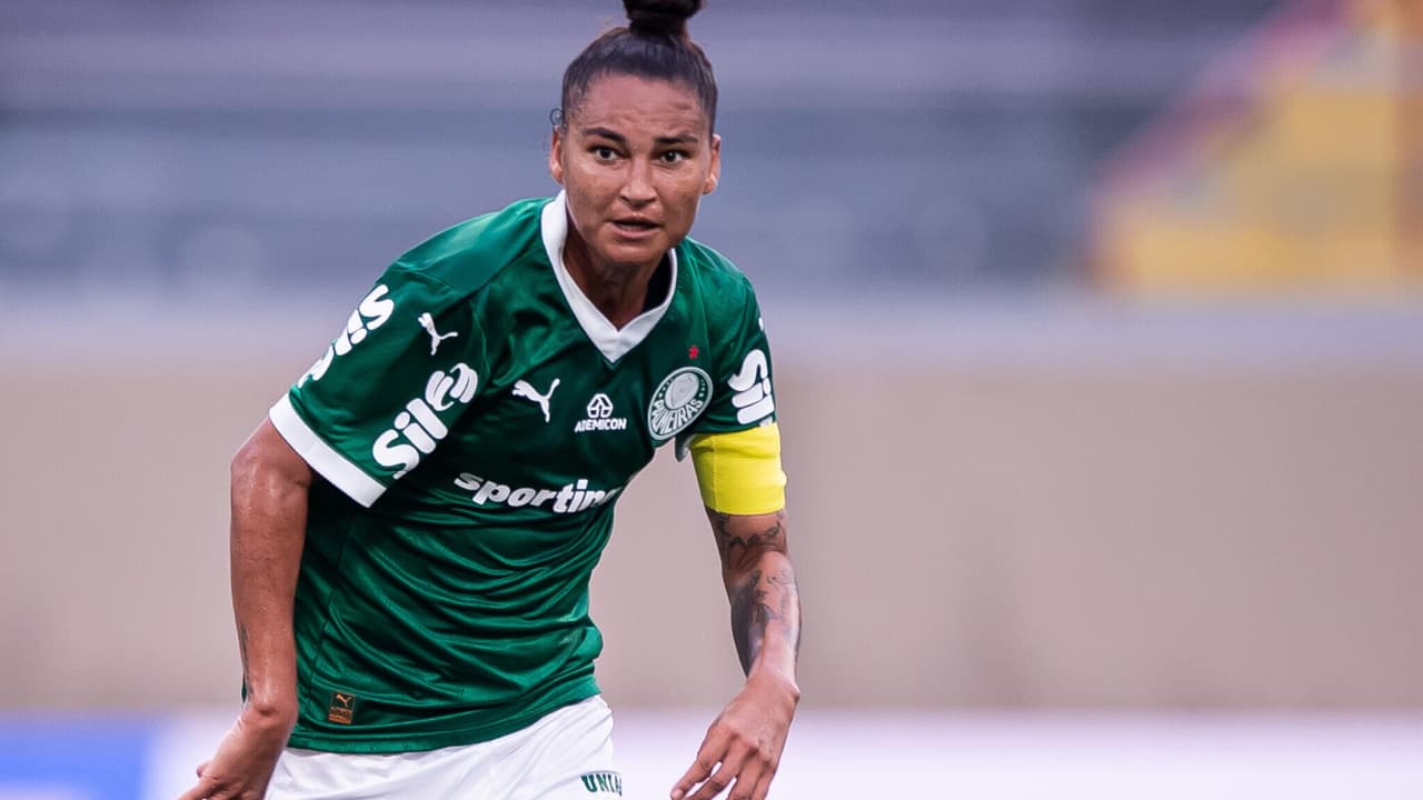 Zagueira do Palmeiras volta aos gramados após lesão no Paulistão Feminino.