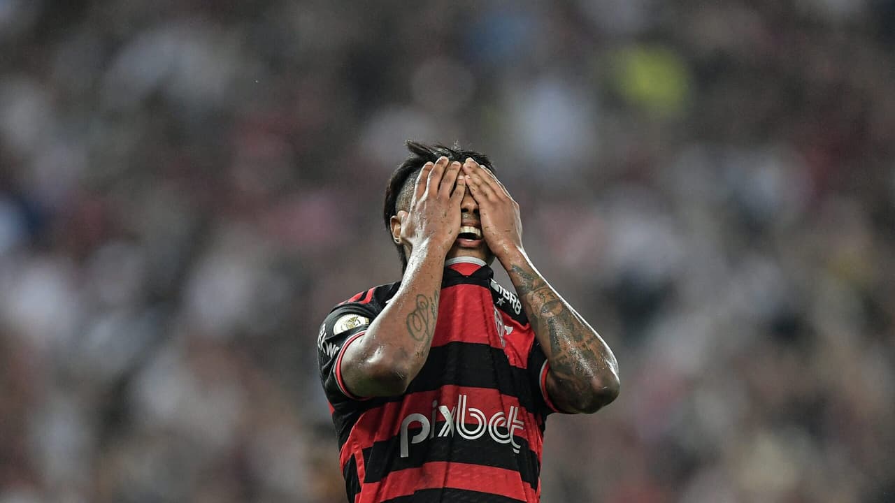 Rival do Chelsea e 'Wolfsburg star': Bruno Henrique no exterior