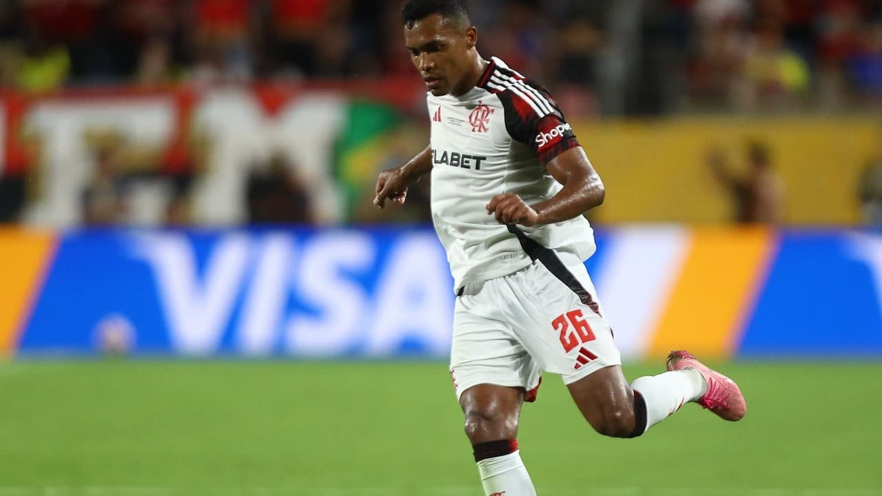 alex sandro analisa confronto entre flamengo e bayern no mundial: estratégia inalterada.