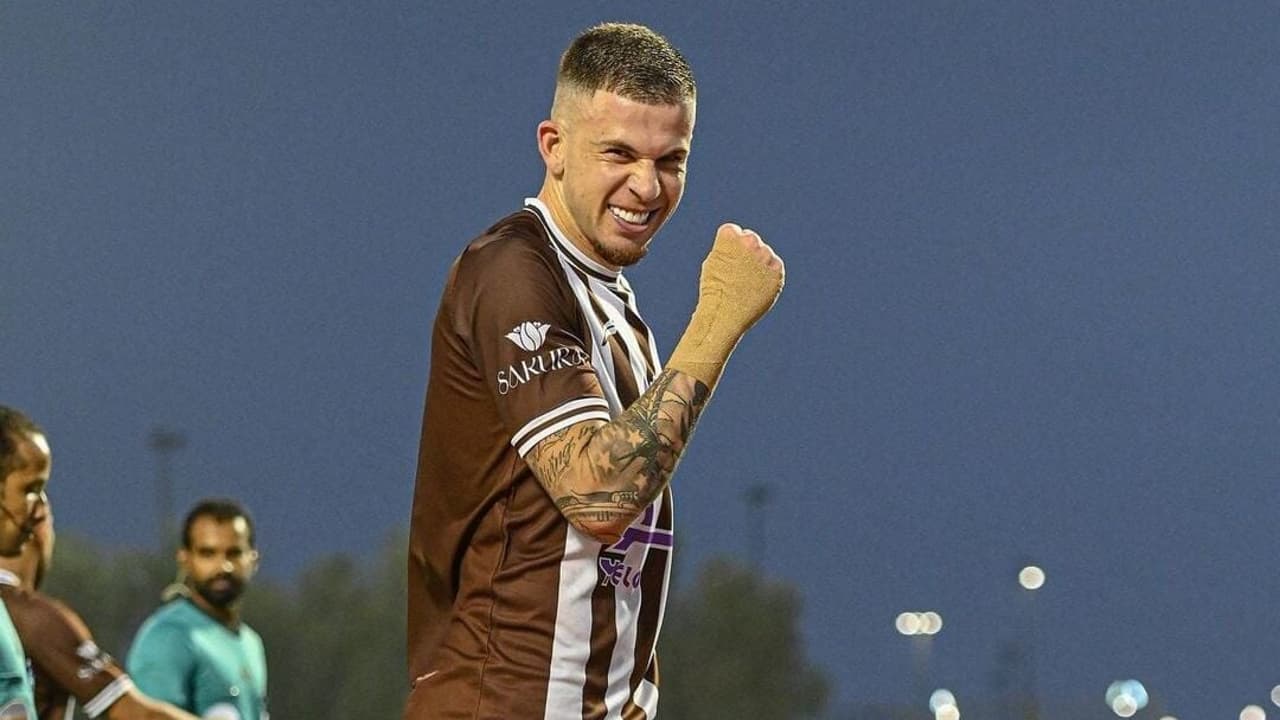 Ex-Santos comemora 'melhor fase da carreira' e relembra final da Libertadores