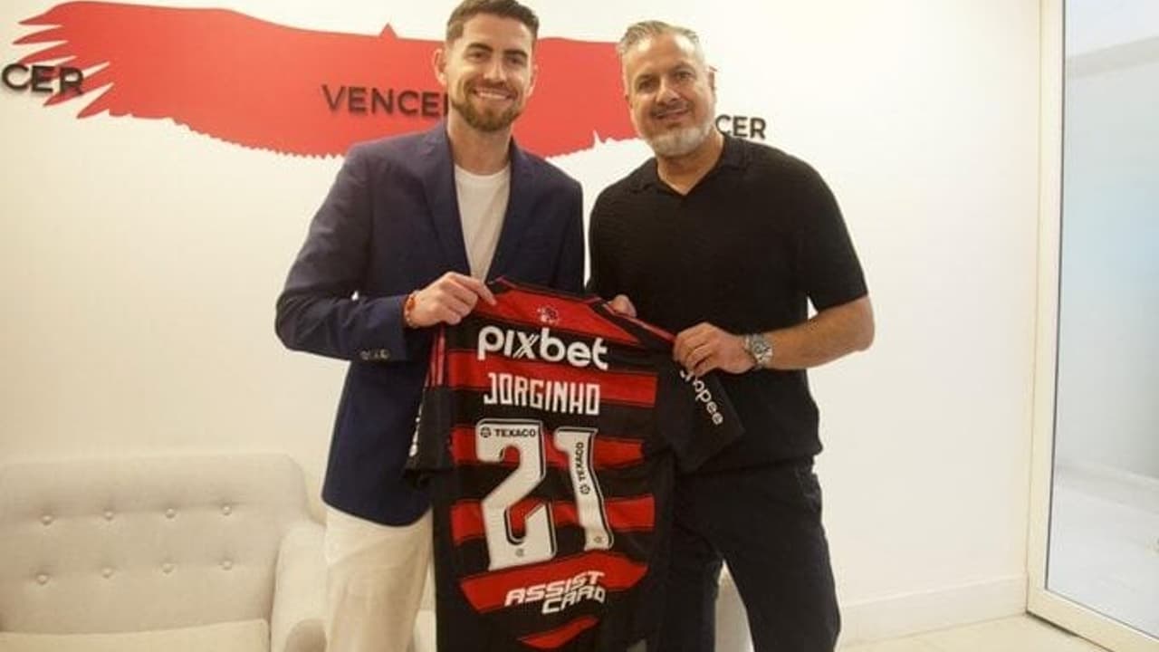 Anúncio de possível reforço no Flamengo gera especulações entre torcedores