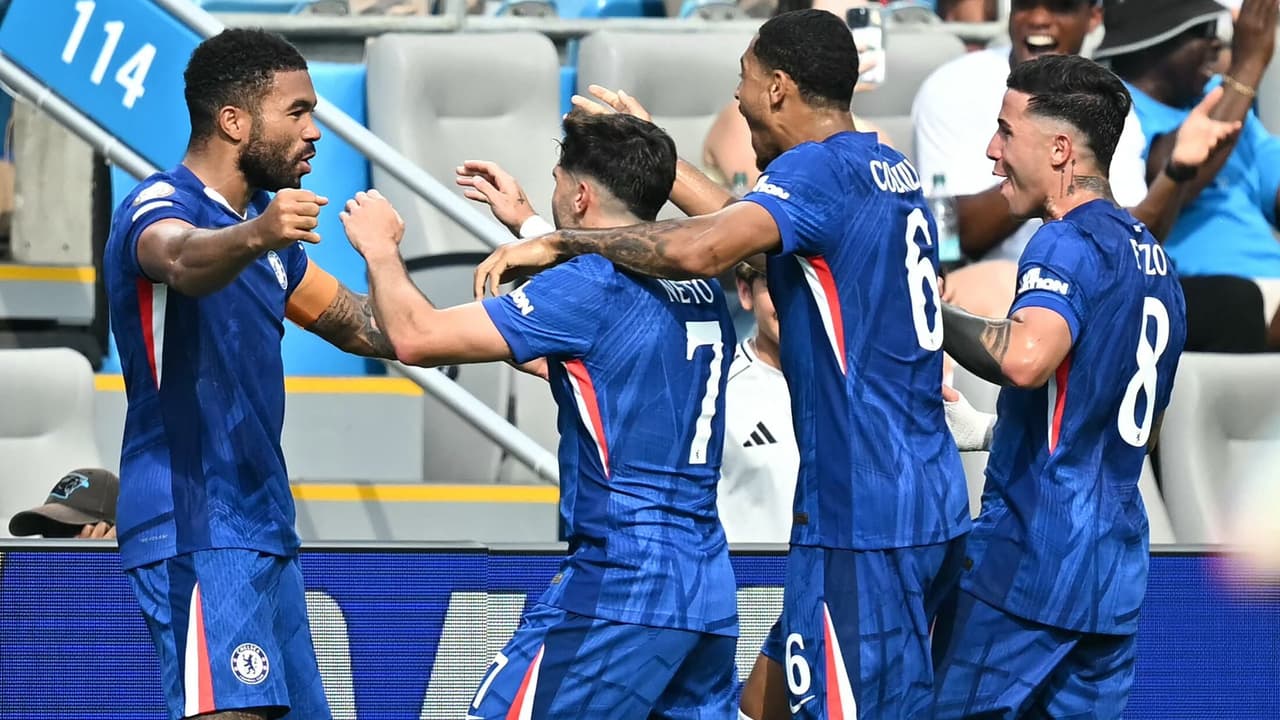 Chelsea goleia Benfica e encara Palmeiras nas quartas de final do Mundial.