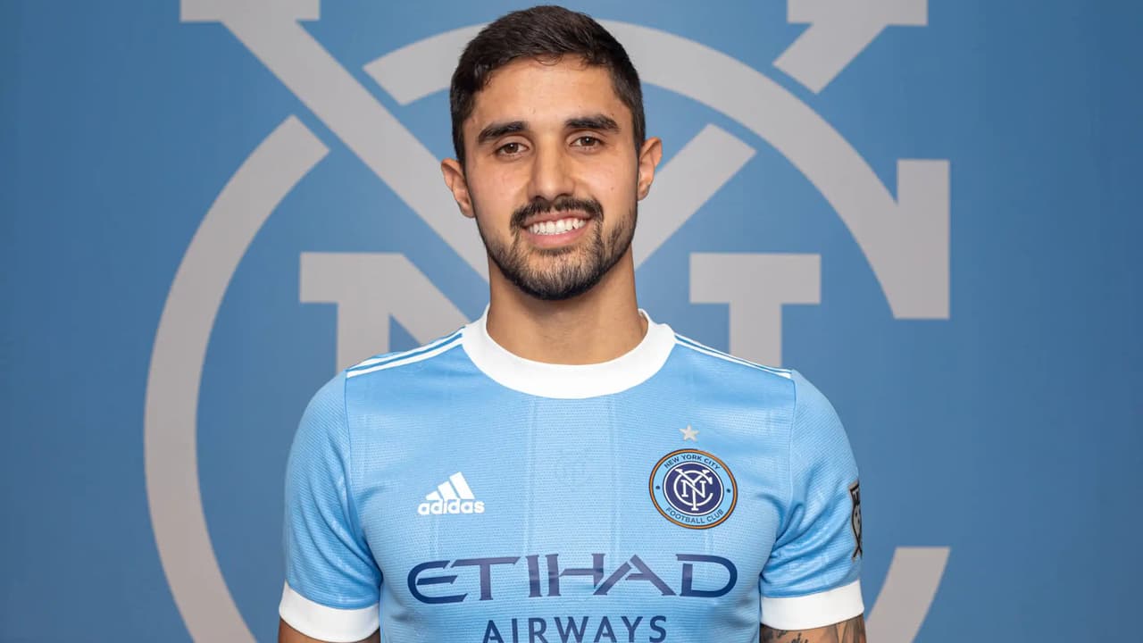 Thiago Martins fala sobre retorno ao Palmeiras e desafio de marcar Messi.