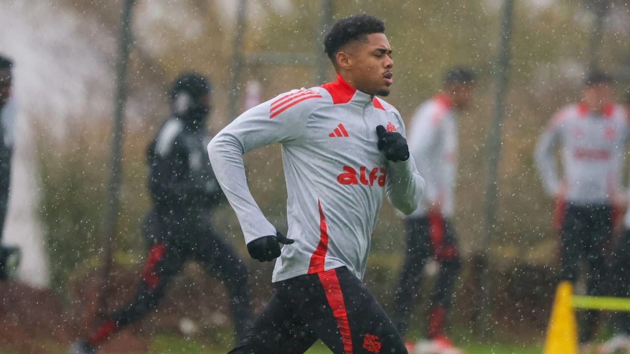 Pedida alta deve manter zagueiro titular no Internacional
