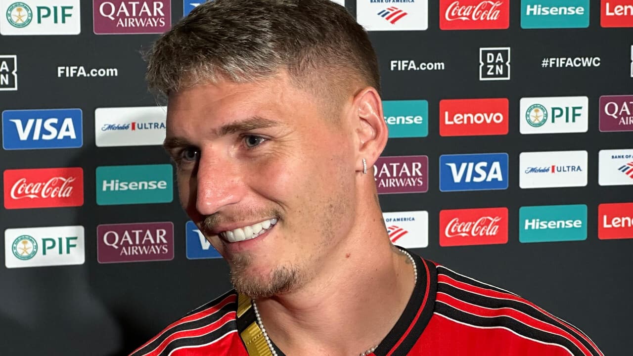 Varela critica postura tática do Flamengo antes de jogo crucial no Mundial.