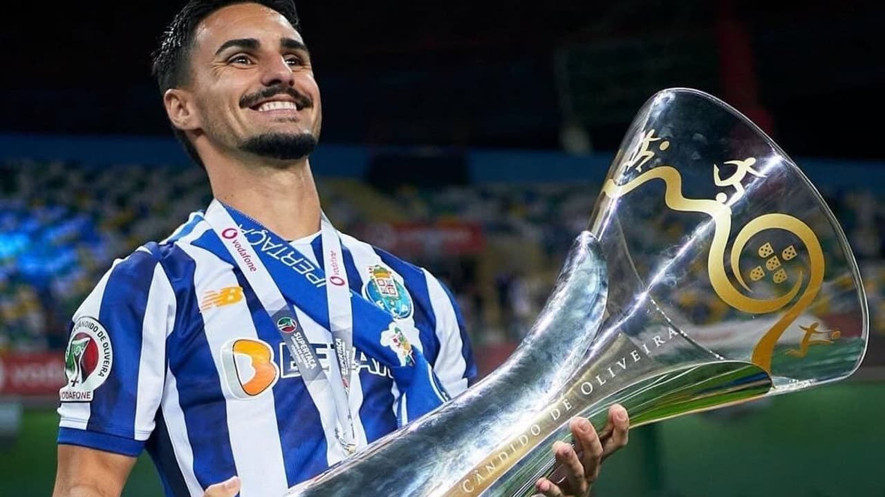 Rival do Palmeiras, jogador do Porto revela ansiedade por confronto decisivo.