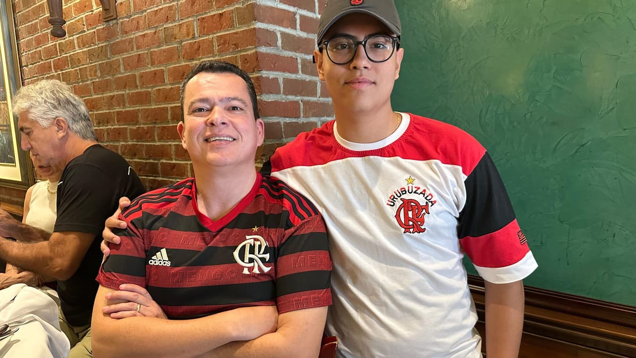 Torcedores flamenguistas não apoiam rivais durante Mundial de Clubes.