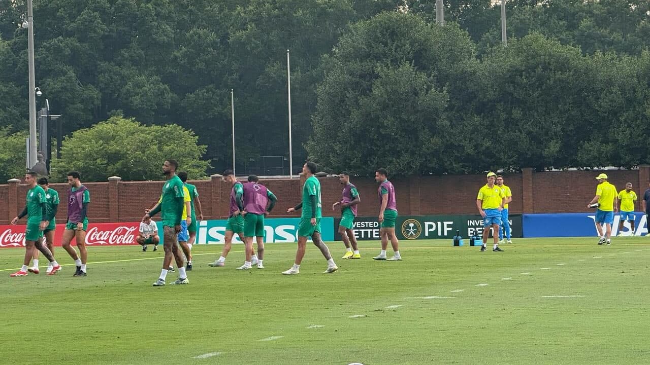 Palmeiras treina sem titulares e com Veiga, e Abel ganha novidade