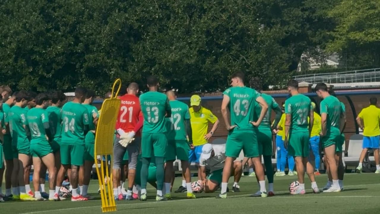 Palmeiras intensifica preparação visando oitavas do Mundial com treino dos titulares.