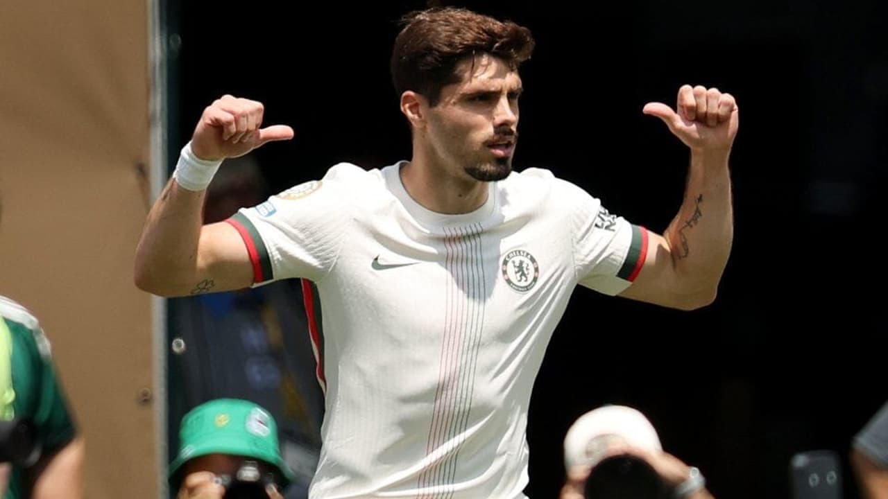 Artilheiro do Chelsea destaca importância da responsabilidade após derrota para o Flamengo
