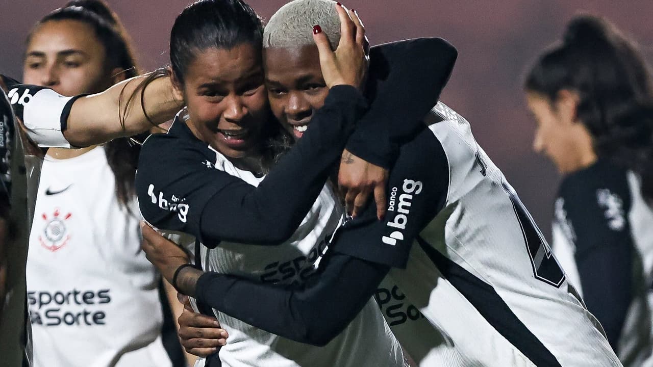 Corinthians desafia Cruzeiro sem Jhonson no time titular no Brasileirão feminino