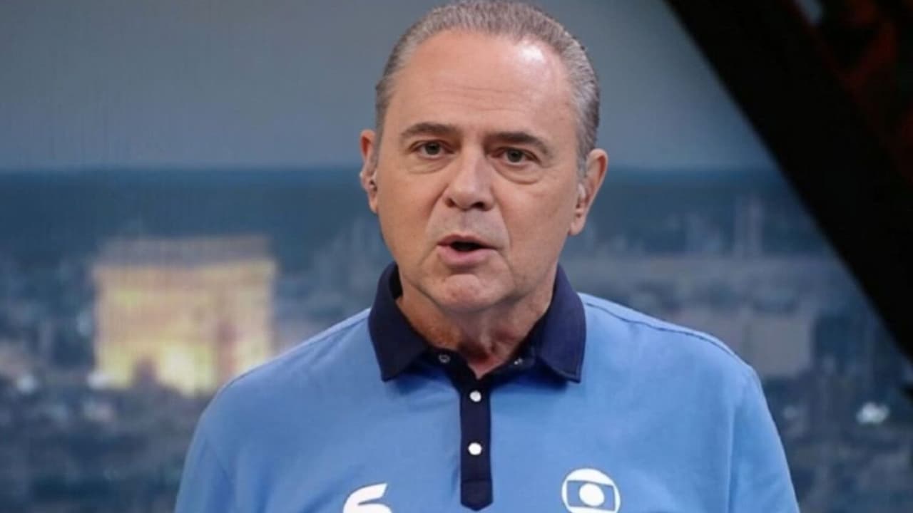 Crítica de Luis Roberto a atuação de medalhão do Flamengo no jogo.