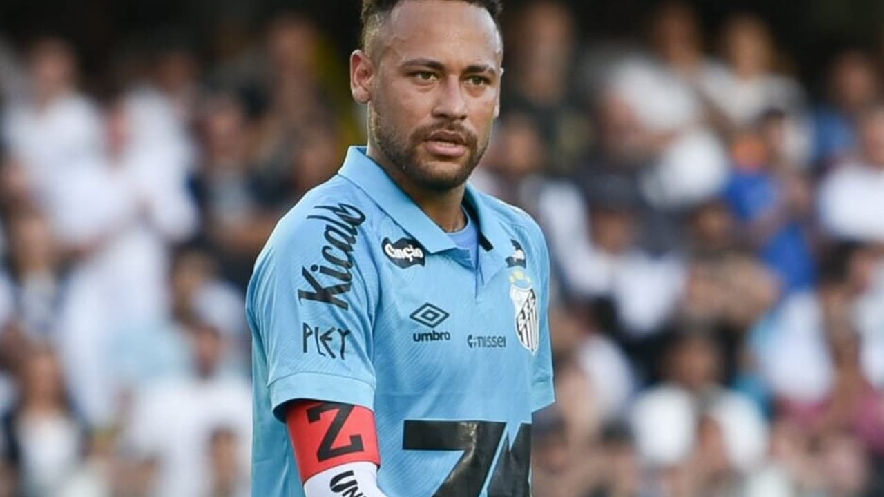 Leitura labial revela bate-boca de Neymar com árbitro
