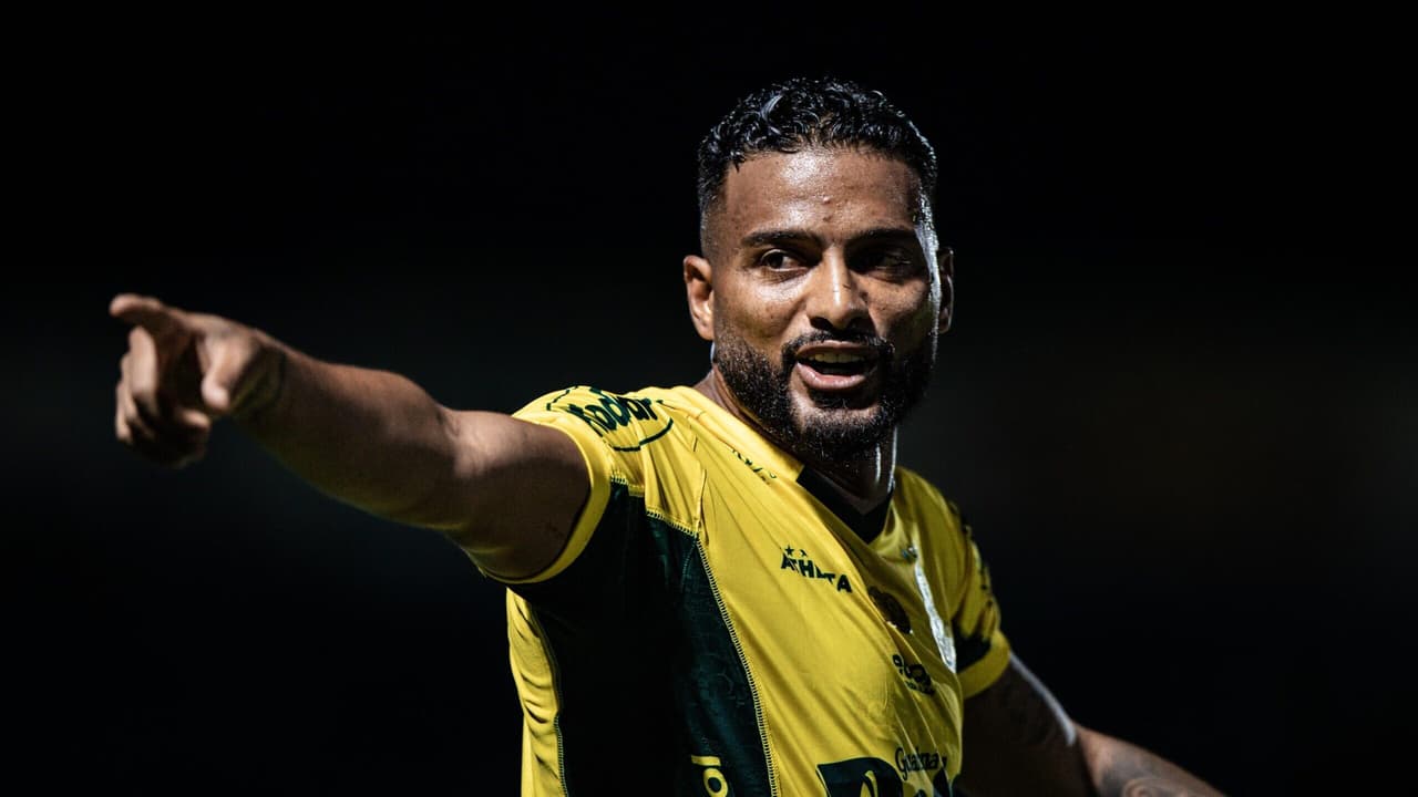Reinaldo confiante para enfrentar Palmeiras em jogo pelo Brasileirão.
