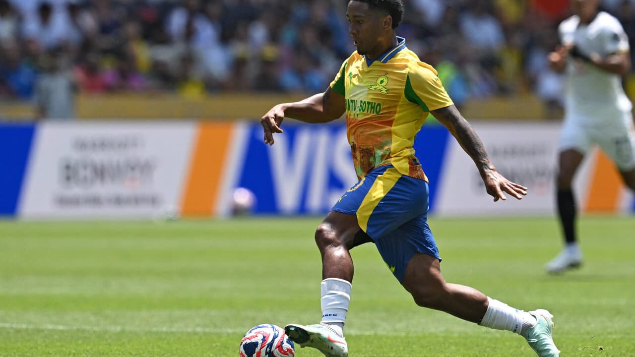 Alvo do Fluminense, Lucas Ribeiro é eleito melhor jogador da África do Sul