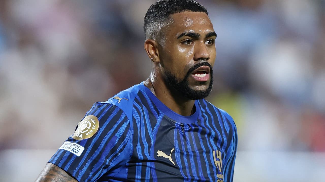 Torcida do Corinthians se mobiliza pelo retorno de Malcom após sugestão de patrocinador.
