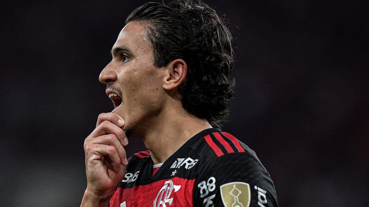 Torcedores apontam substituto ideal para Pedro em meio à crise no Flamengo