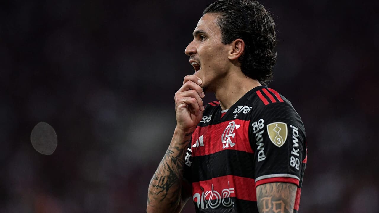 Por que Pedro não joga? Entenda a situação do atacante no Flamengo