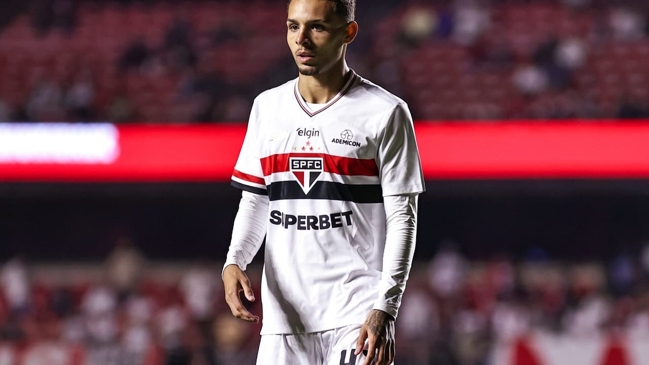 São Paulo: Matheus Alves viaja para Rússia para fazer exames e acertar com CSKA