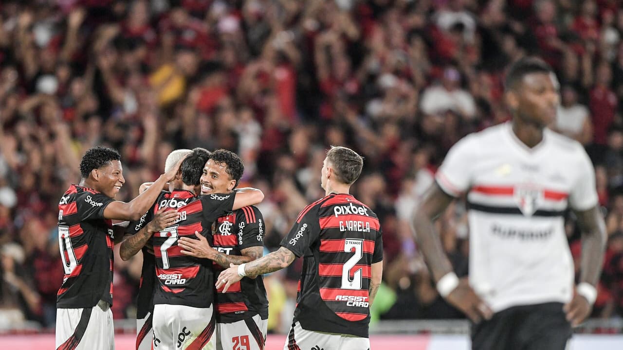 Destaques: Flamengo vence São Paulo por 2 a 0 no Brasileirão.