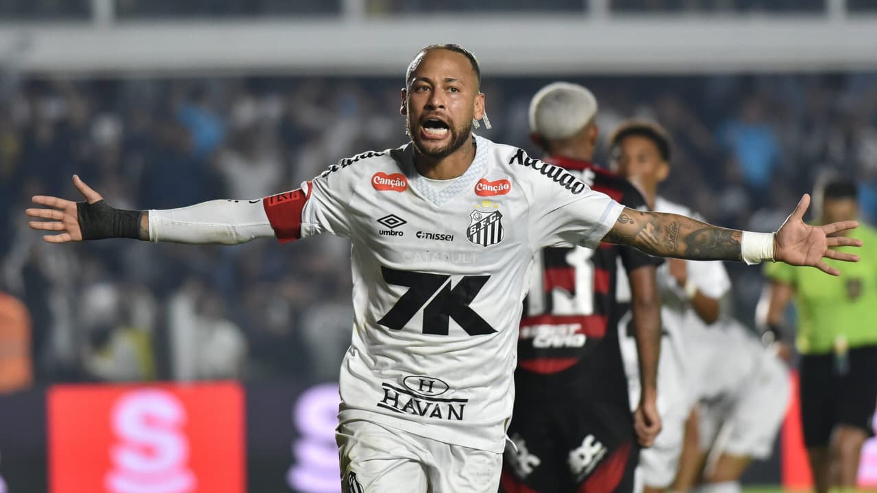 Neymar elogia Flamengo como o melhor durante conversa no vestiário.