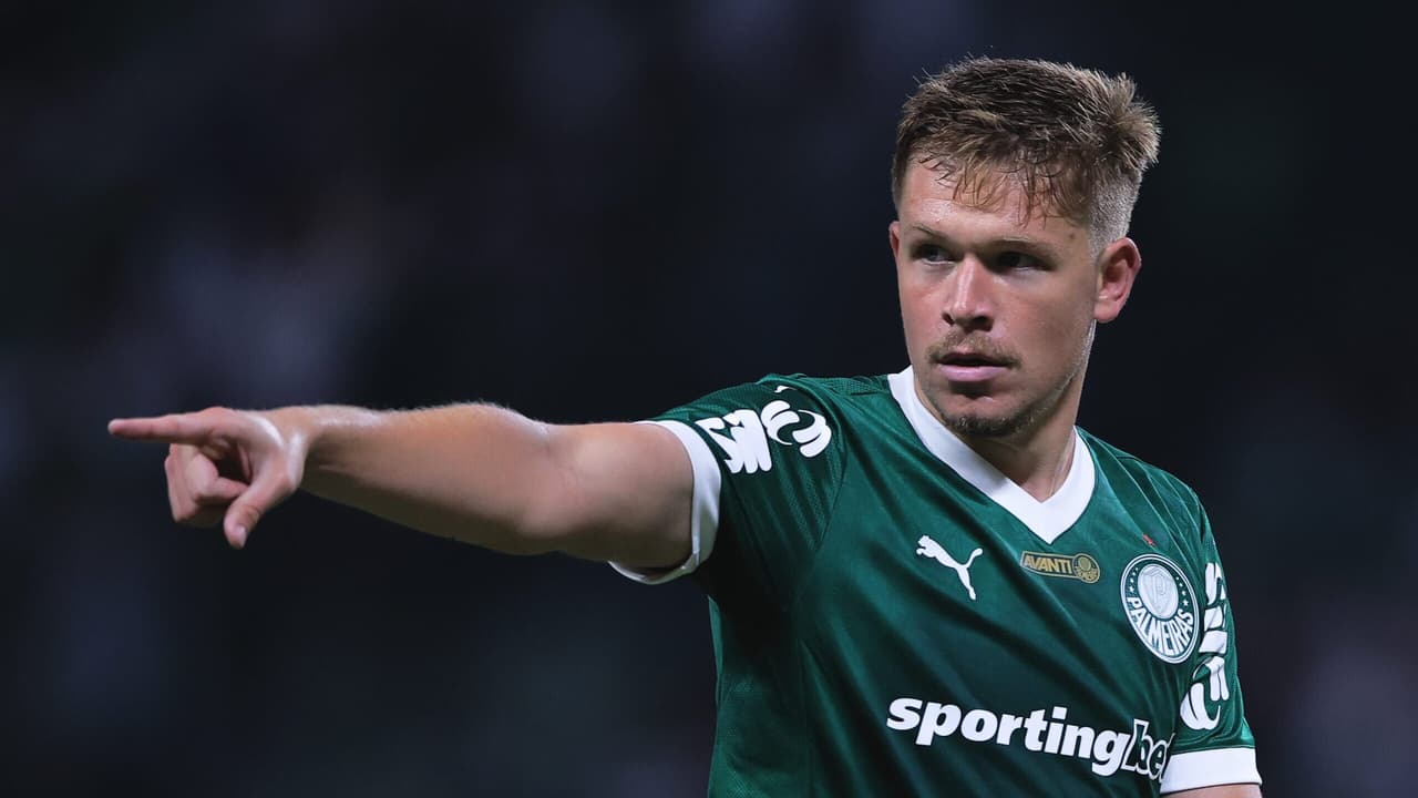 Palmeiras perde zagueiro importante para confronto contra o Fluminense.