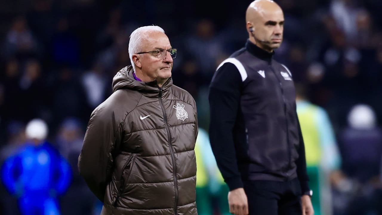 Dorival enxerga potencial do Corinthians para brilhar na temporada.